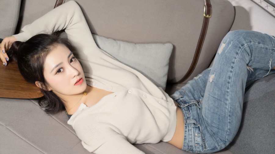 乳芳图片​﻿‌捕捉生活中的美好瞬间